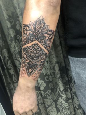 SanManTattoo.com & SanManBeauty.com  Instagrams: sanmantattooparlor sanmanbeauty #Veganuary at SanMan Tattoo Parlor in Madrid