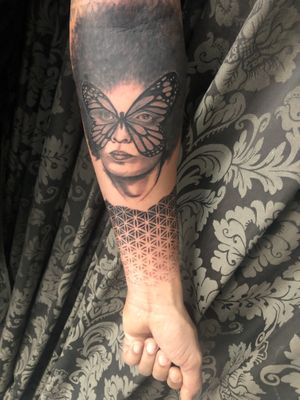 SanManTattoo.com & SanManBeauty.com  Instagrams: sanmantattooparlor sanmanbeauty #Veganuary at SanMan Tattoo Parlor in Madrid