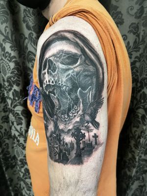   at SanMan Tattoo Parlor in Madrid