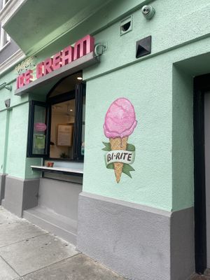 Upon Arrival - So Cute 🥰 Outside  at Bi-Rite Creamery in San Francisco