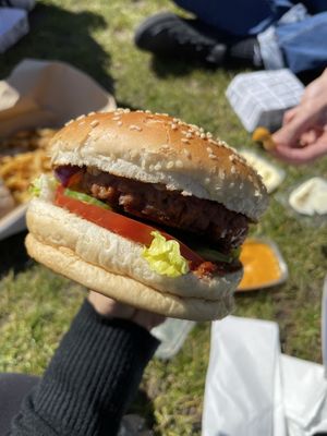 BBQ Bash Burger  at Deer Mama in Amsterdam