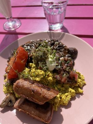 Scrambled Tofu   at Deer Mama in Amsterdam