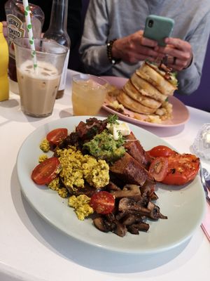  at Deer Mama in Amsterdam