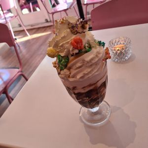  at Deer Mama in Amsterdam