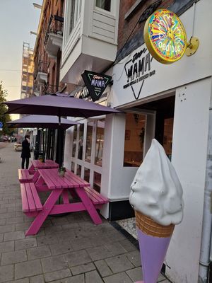 Outside at Deer Mama in Amsterdam