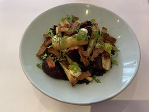 Lentil salad: tasty and nice ingredients at Deer Mama in Amsterdam