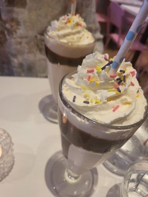  at Deer Mama in Amsterdam