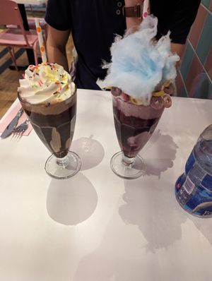  at Deer Mama in Amsterdam