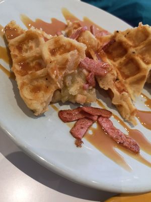  at Deer Mama in Amsterdam