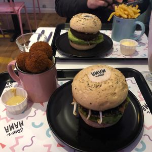Tempea burger and bitterballen (front), black bean burger (back) at Deer Mama in Amsterdam