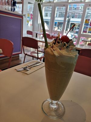 Milkshake at Deer Mama in Amsterdam