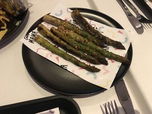 Grilled asparagus at Deer Mama in Amsterdam