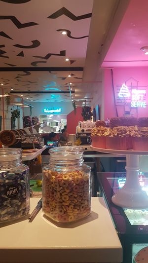 Bar with cupcakes at Deer Mama in Amsterdam