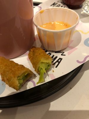 Avocado fries with sriracha mayo at Deer Mama in Amsterdam