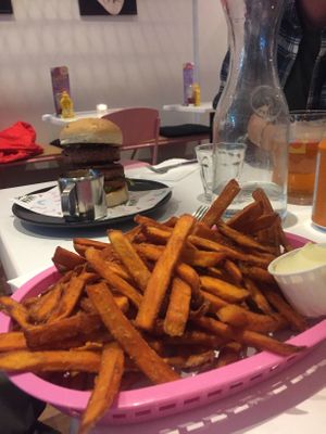 Huge portion of kumara fries  at Deer Mama in Amsterdam