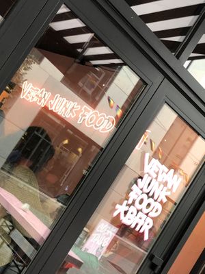 Vegan junk food at Vegan Junk Food Bar - Downtown in Amsterdam