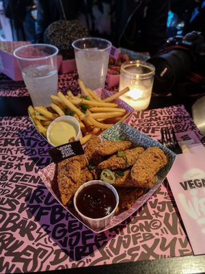 Vegan Chicken and fries at Vegan Junk Food Bar - Downtown in Amsterdam