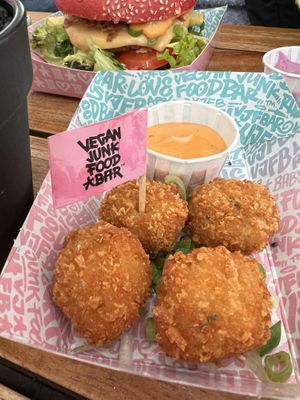 Crunchy Mac and Cheese betterballs   at Vegan Junk Food Bar - Downtown in Amsterdam