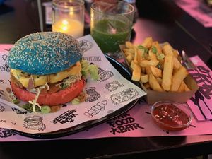 Chickn sandwich, fries, cold pressed juice with CBD oil at Vegan Junk Food Bar - Downtown in Amsterdam