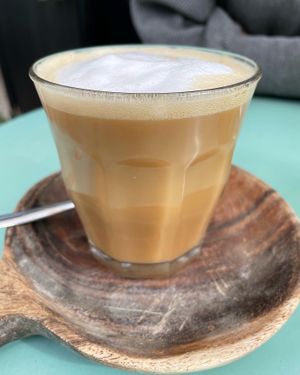 Coffee and milk (coconut) at Jay's Brunch Caffe in Parede