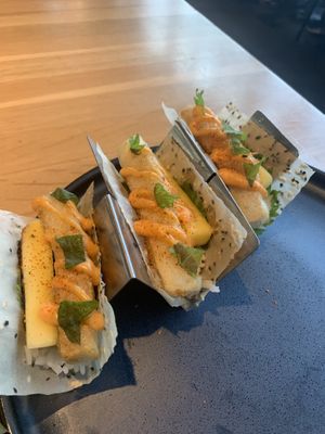 Echoing the other reviewer who said the sushi tacos were to die for!!  at Earls Assembly Row in Somerville