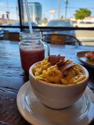 Michael's Mac and cheese at Julie Goes Green in Los Angeles