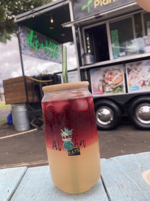 Hawaiian sunset   at Earth Aloha Eats - Waikiki in Honolulu