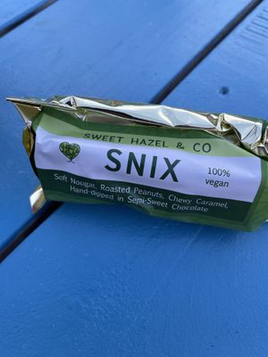 Get this ^^  at Earth Aloha Eats - Waikiki in Honolulu