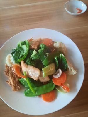 Crispy noodles at Just Vegan in Sunshine