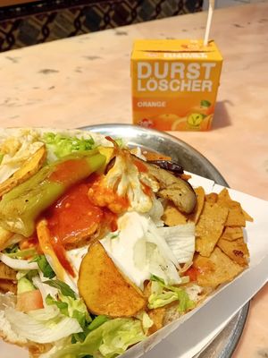  at Selam Helal in Dusseldorf