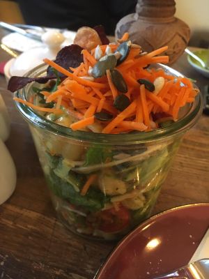 Vegan PastaSalat at Marny's in Dusseldorf