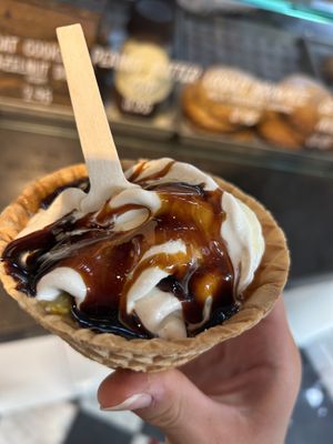 Vanilla soft serve
+ date syrup
+ olive oil and sea salt
2 Protein bars = 11,50€  at STACH food in Utrecht