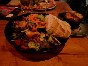 Salat mit Grillgemüse at Aposto in Dresden