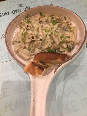 Penne alfredo at Nut and Bowls in New Delhi