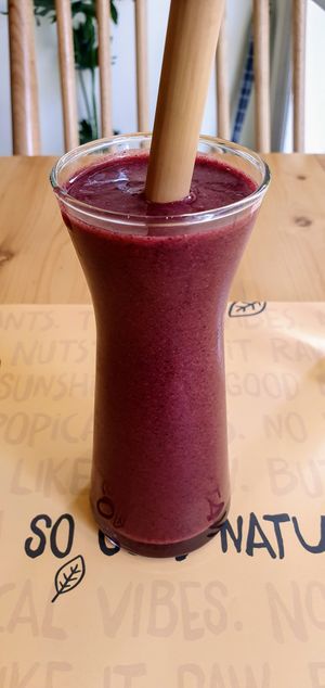 Very Berry Smoothie at Nut and Bowls in New Delhi