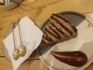 Salted caramel cheesecake (and the cutest spoons!) at Nut and Bowls in New Delhi