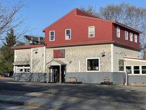   at Ore Nell's Barbecue in Kittery