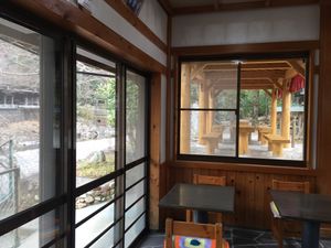 Right beside the river at Takijirichaya in Tanabe