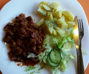 gulash with potatoes at Radharane in Kaunas