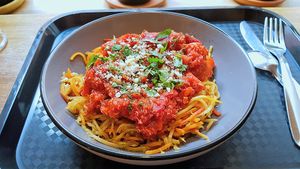 Vegetable pasta at Silex & Fourchette in Toulouse