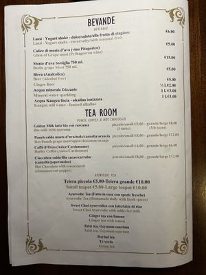Beverages, tea etc   at Bibliothe in Rome