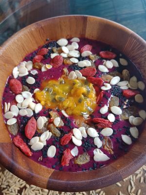 Also Smoothie Bowl (vegan) at Grandma's Garden in Pai