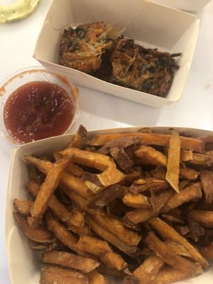 Veggies patties, home made ketchup and sweet potatoes fries 😍 at Patatak - Saint-Gilles in Brussels