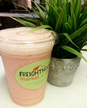 Smoothie at Freighthouse Market & Cafe in Lyndonville
