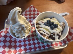 Bread pudding and ice cream 🤍🌱  at Kelley Farm Kitchen in Harpers Ferry