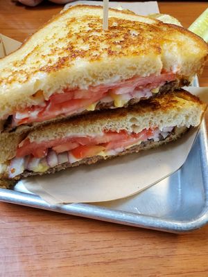 Patty melt at Kelley Farm Kitchen in Harpers Ferry