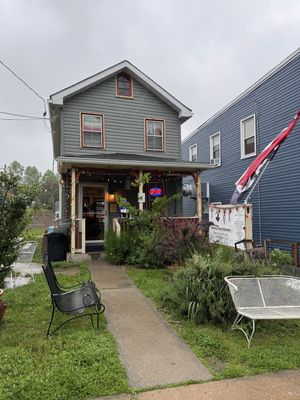 Outsidee  at Kelley Farm Kitchen in Harpers Ferry