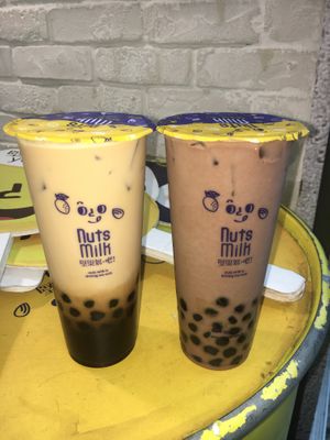Normal bubble tea with nuts milk and brown sugar tapioca balls (left) and cacao bubble tea with brown sugar tapioca balls (right). Both were size large and we payed 150NT$.  at Nuts Milk 堅果奶,吧 - Xuchang St in Taipei