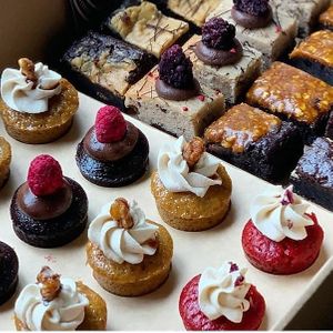 Vegan desserts at Zein's in Heidelberg