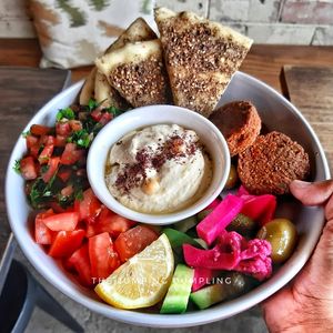 Falafel bowl at Zein's in Heidelberg